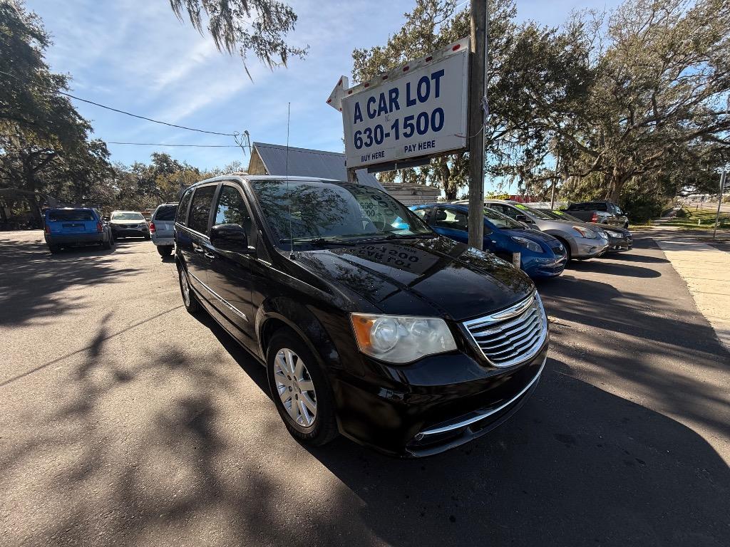 2014 Chrysler Town & Country Touri
